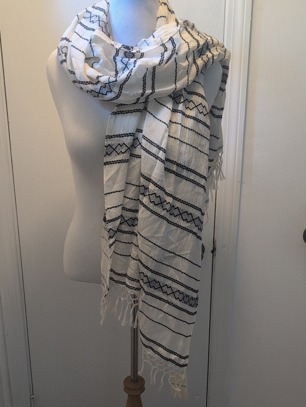 Lucky Brand White Scarf with Black Striped Geometric Pattern and Fringe